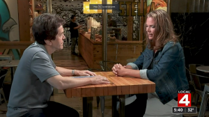 Katie Larsen w Mitch Albom